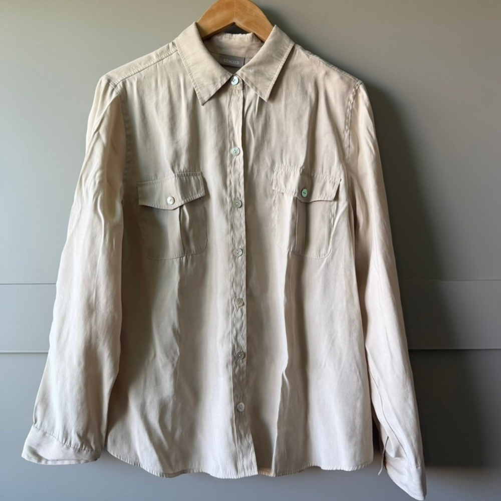 Chico's Button Down Shirt Women Size 2 Beige Long Sleeve Utility Safari Top